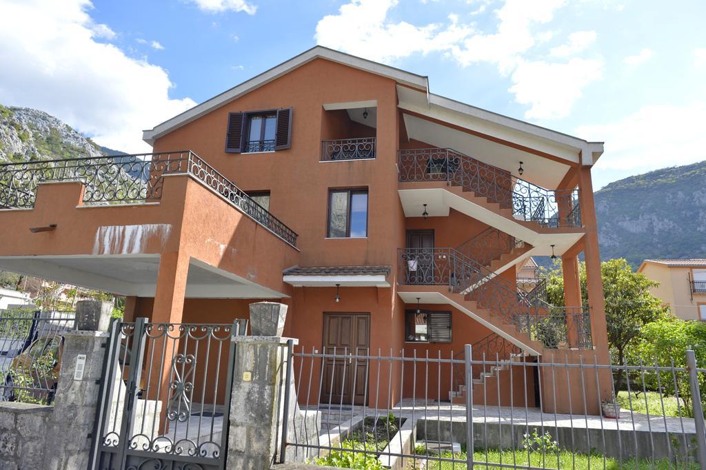 Apartment Damjan Kotor Exterior photo